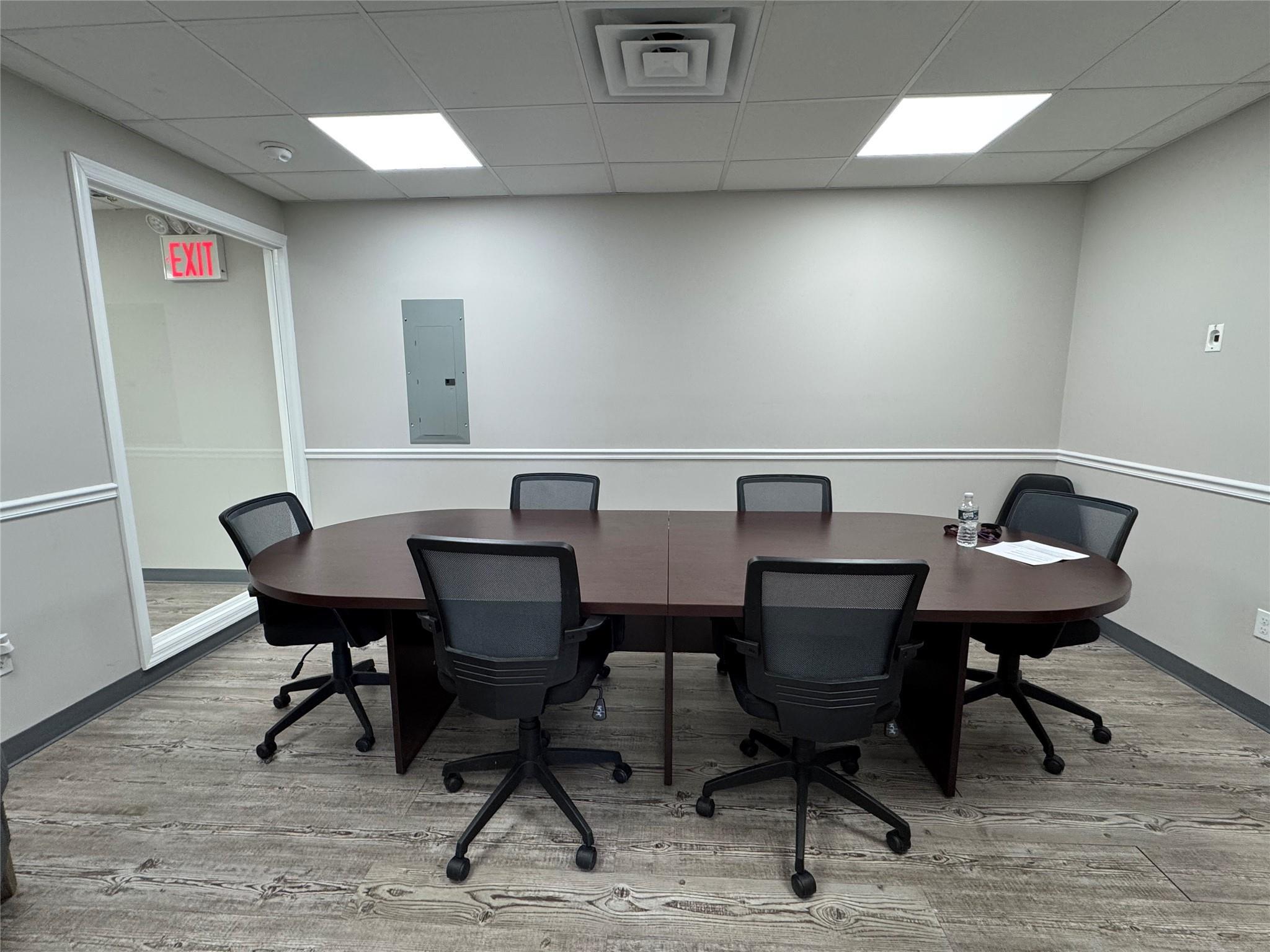 Commercial Lease Tremont  Bronx, NY 10465, MLS-839925-4