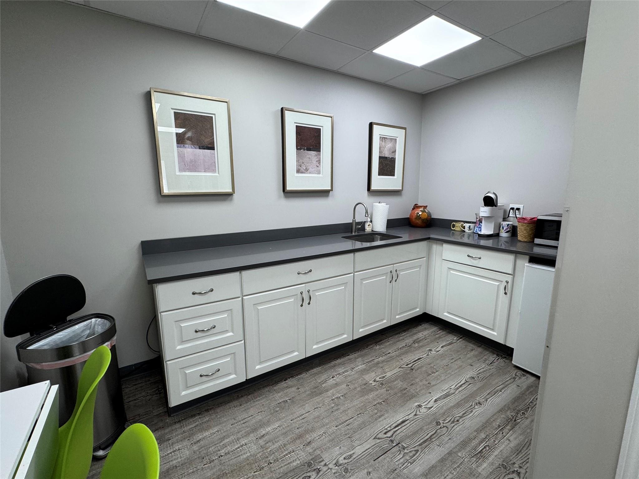 Commercial Lease Tremont  Bronx, NY 10465, MLS-839925-5