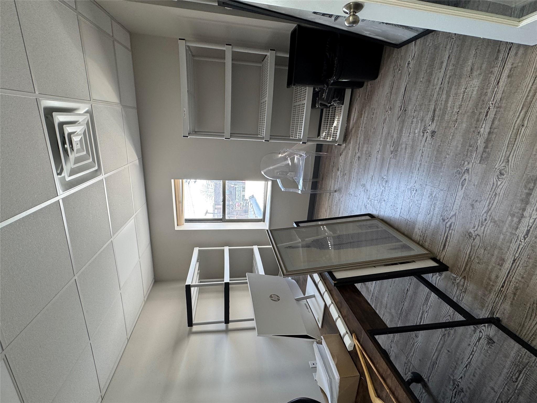 Commercial Lease Tremont  Bronx, NY 10465, MLS-839925-7