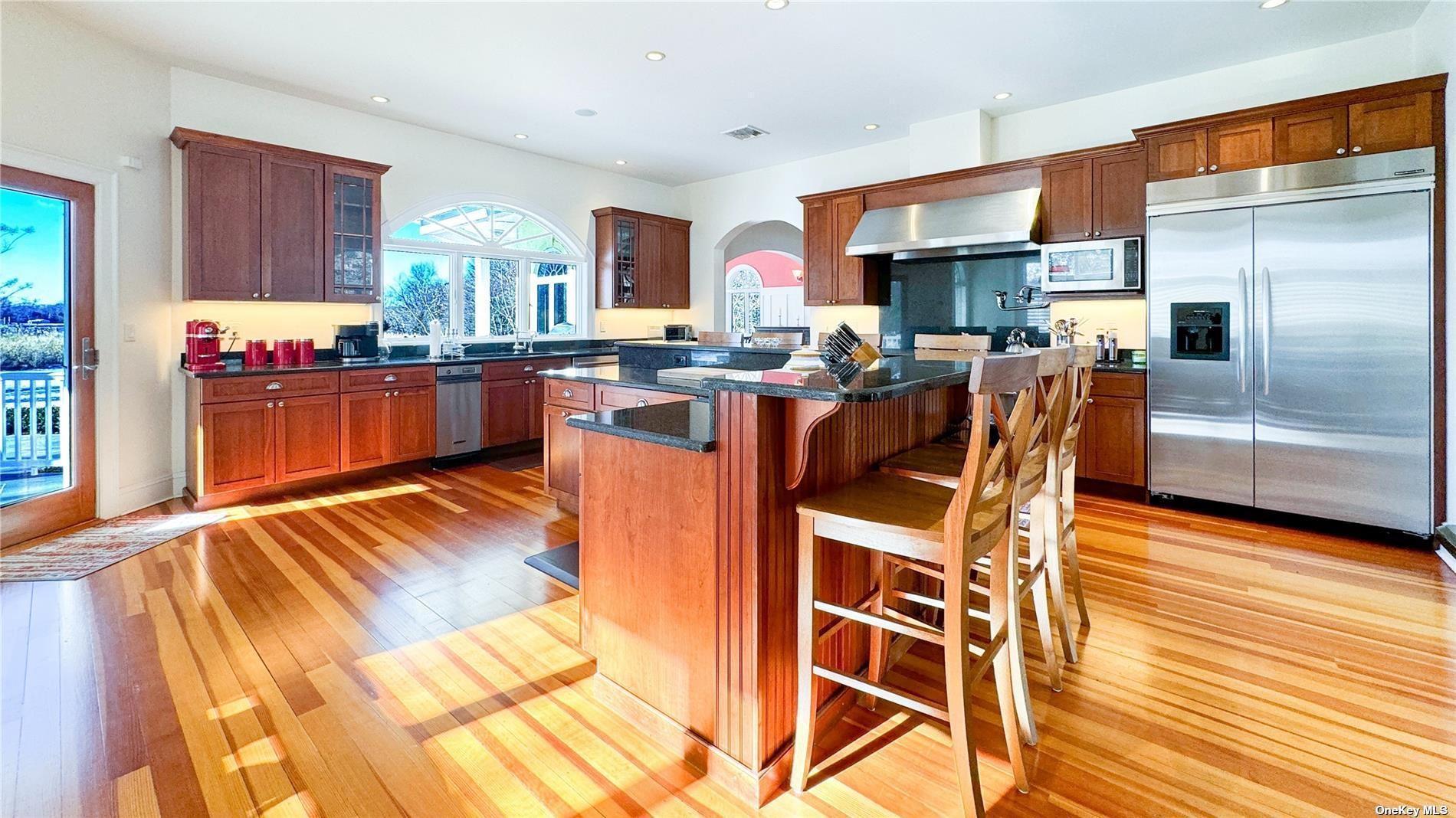 Single Family Old Neck  Suffolk County, NY 11934, MLS-839929-15