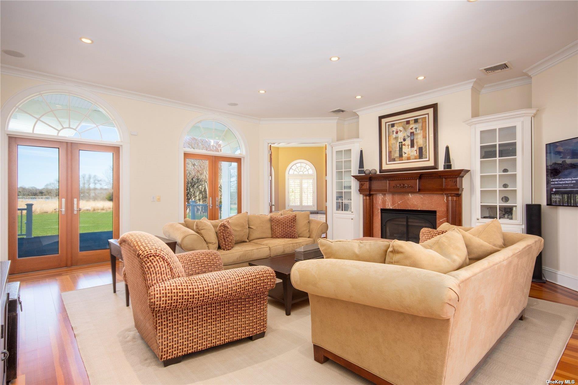 Single Family Old Neck  Suffolk County, NY 11934, MLS-839929-21
