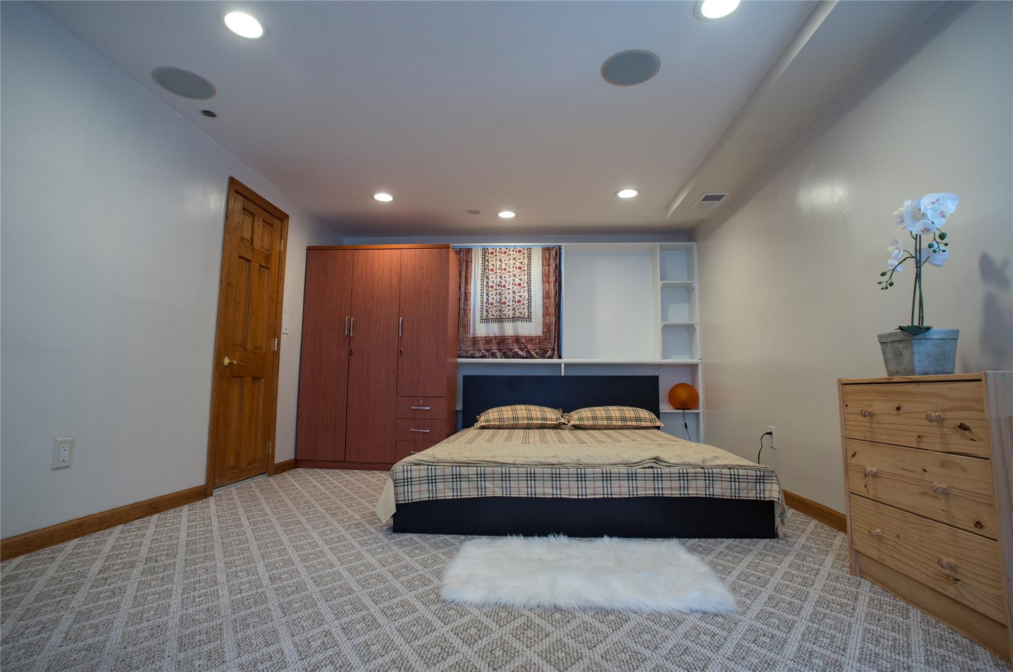 Single Family Roanoke  Nassau County, NY 11783, MLS-839940-11