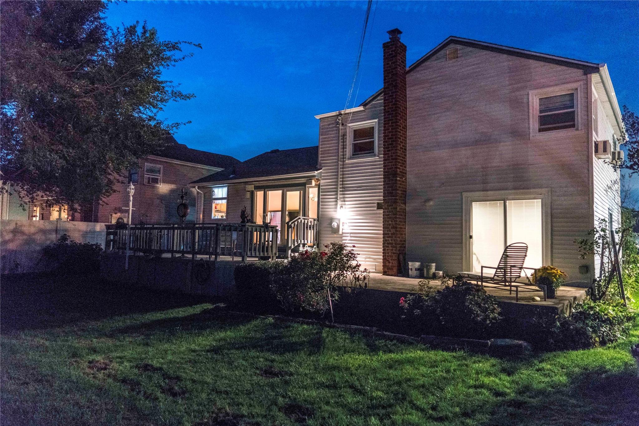 Single Family Roanoke  Nassau County, NY 11783, MLS-839940-24