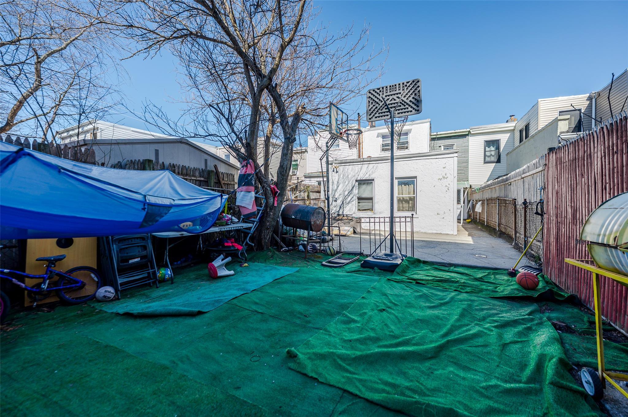 Single Family 95th  Queens, NY 11416, MLS-839944-22