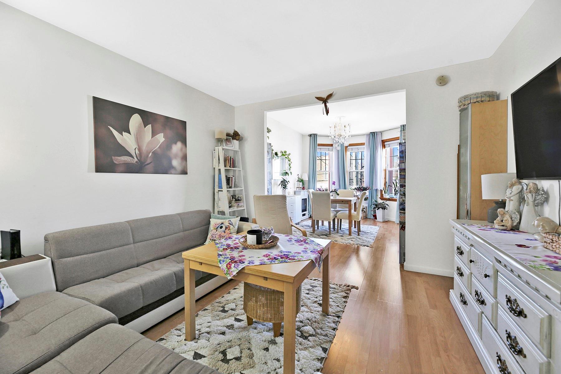 Single Family 75  Queens, NY 11379, MLS-839945-10