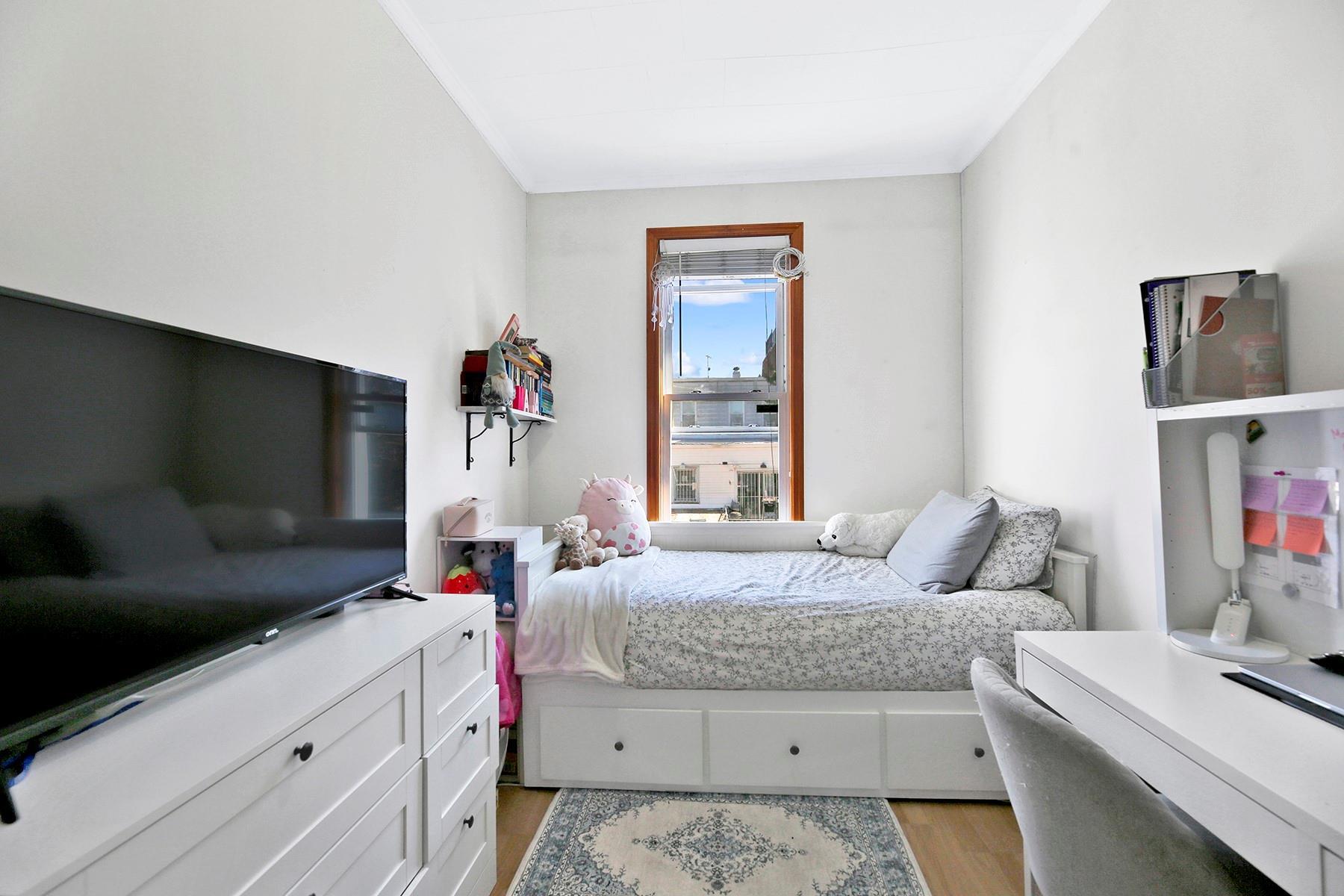 Single Family 75  Queens, NY 11379, MLS-839945-12