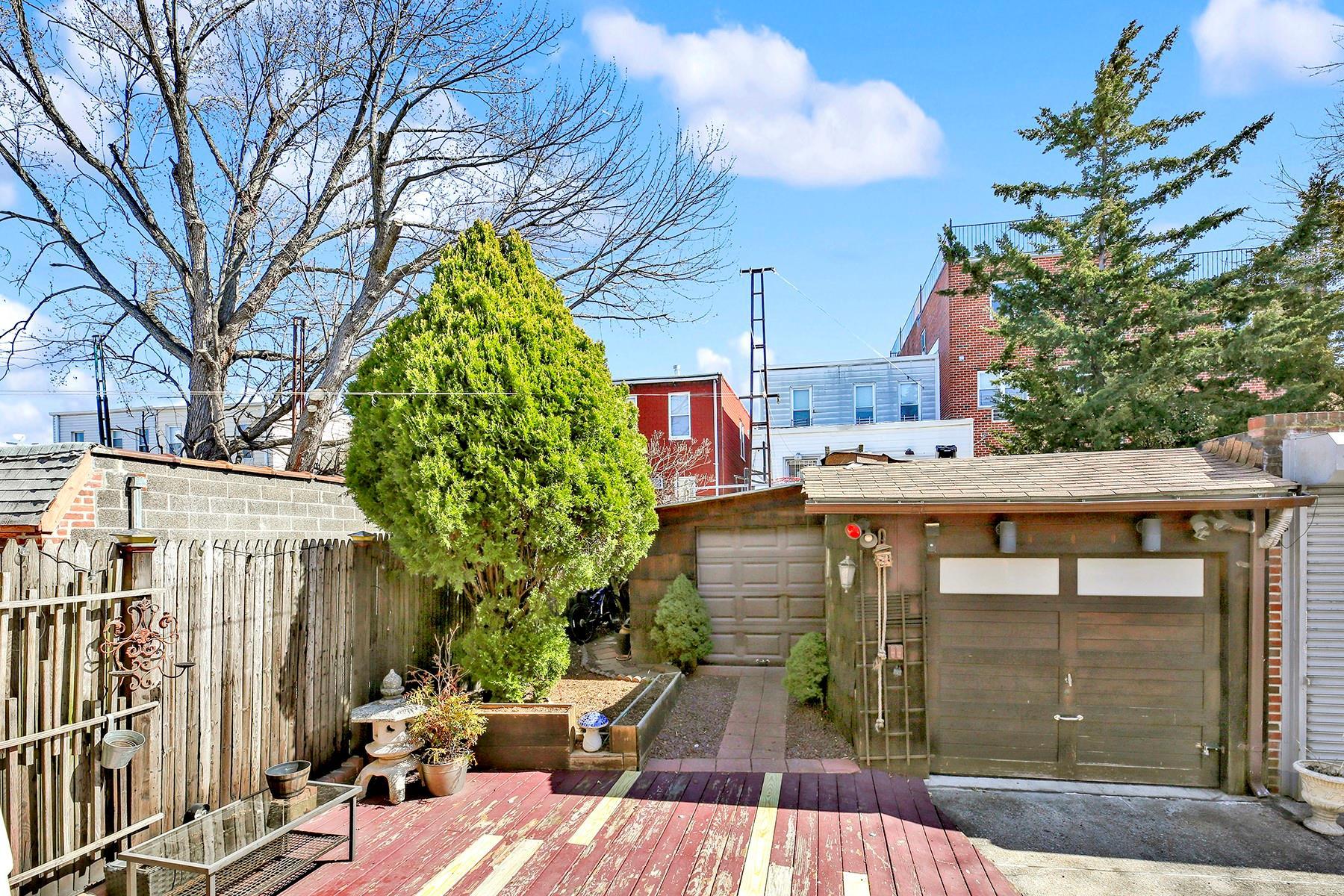 Single Family 75  Queens, NY 11379, MLS-839945-17