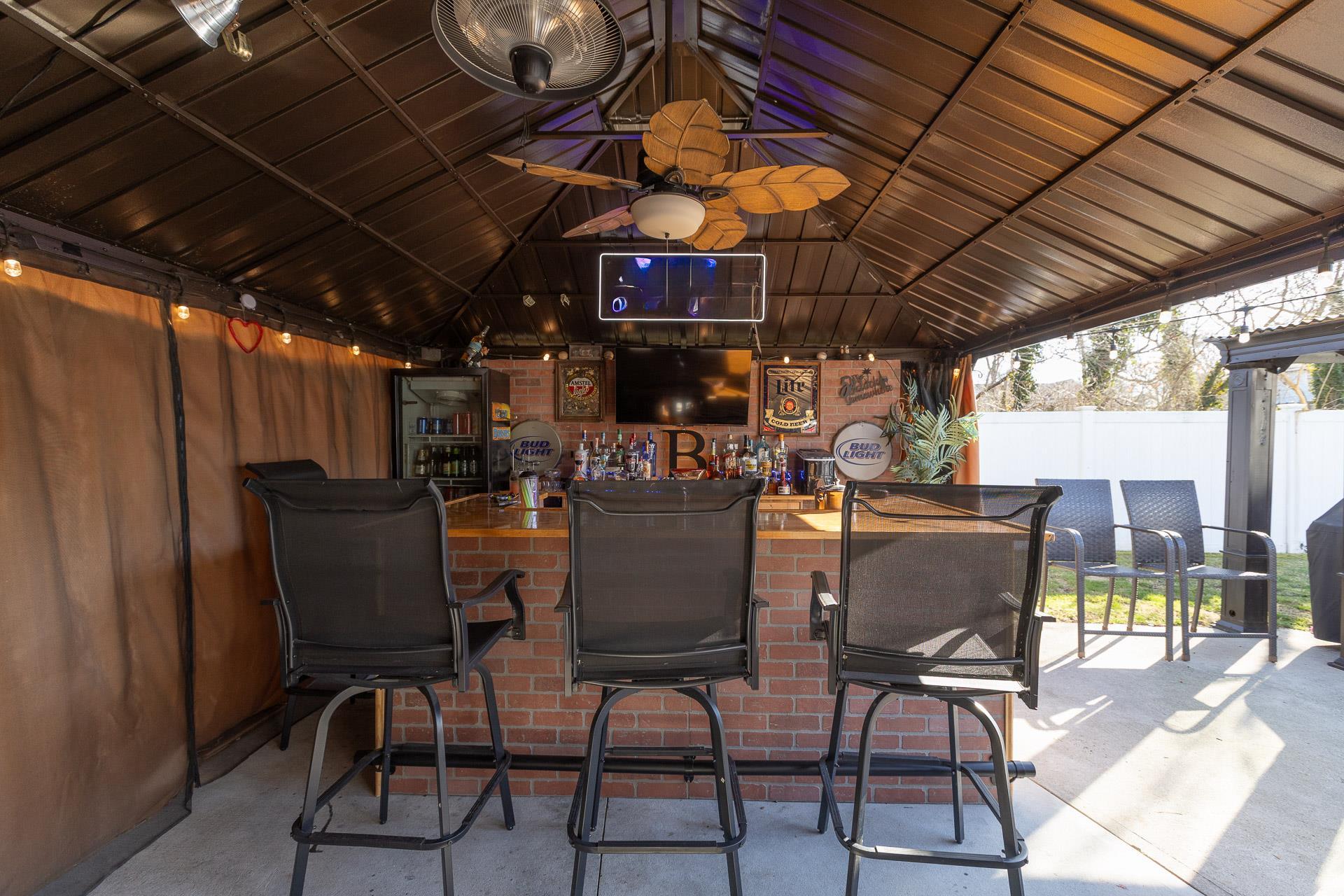 Single Family Riverside Suffolk County, NY 11951, MLS-839951-25