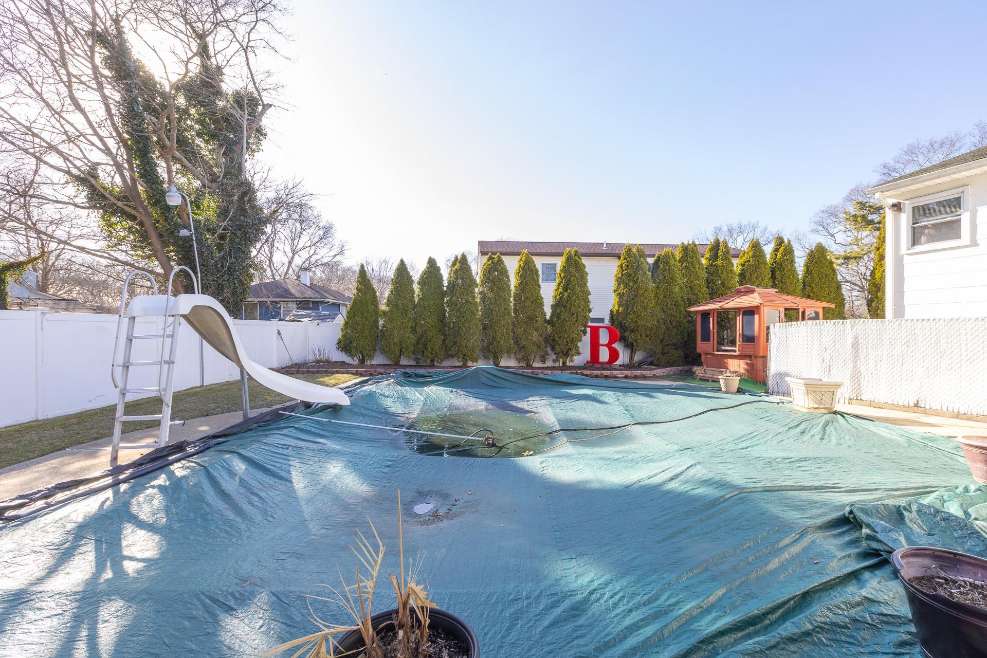 Single Family Riverside Suffolk County, NY 11951, MLS-839951-28