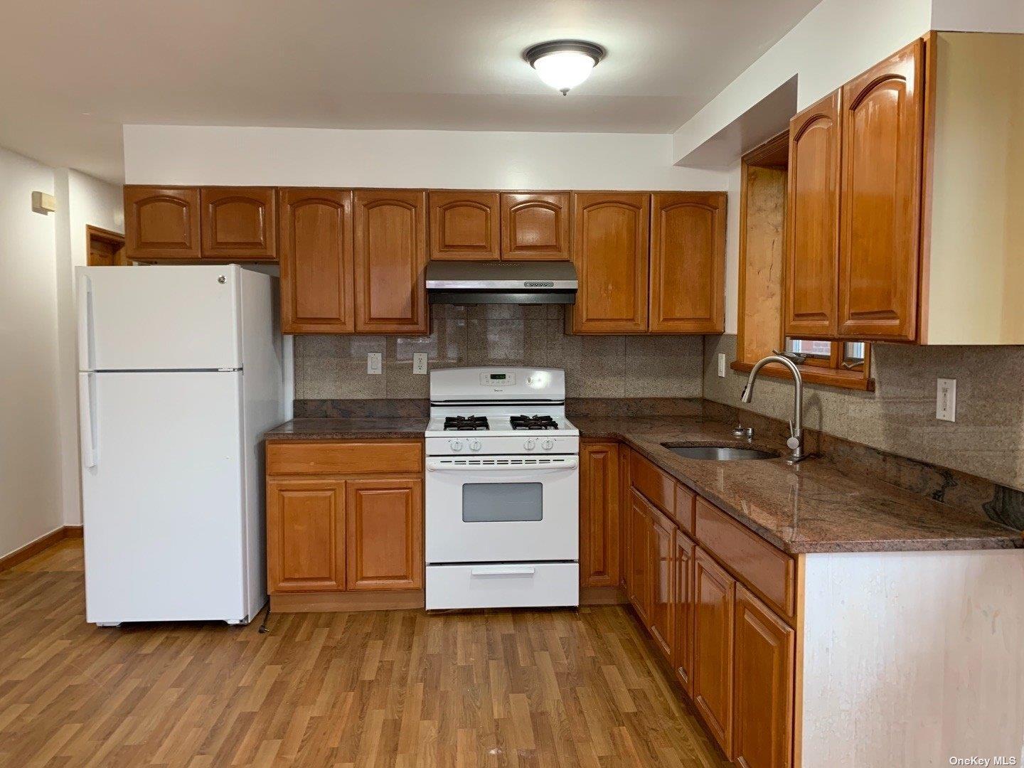 Single Family 45th  Queens, NY 11355, MLS-839980-5