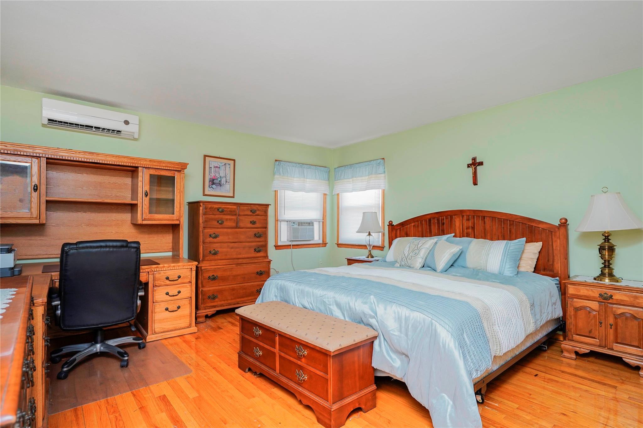 Single Family Ionia  Staten Island, NY 10312, MLS-839981-19