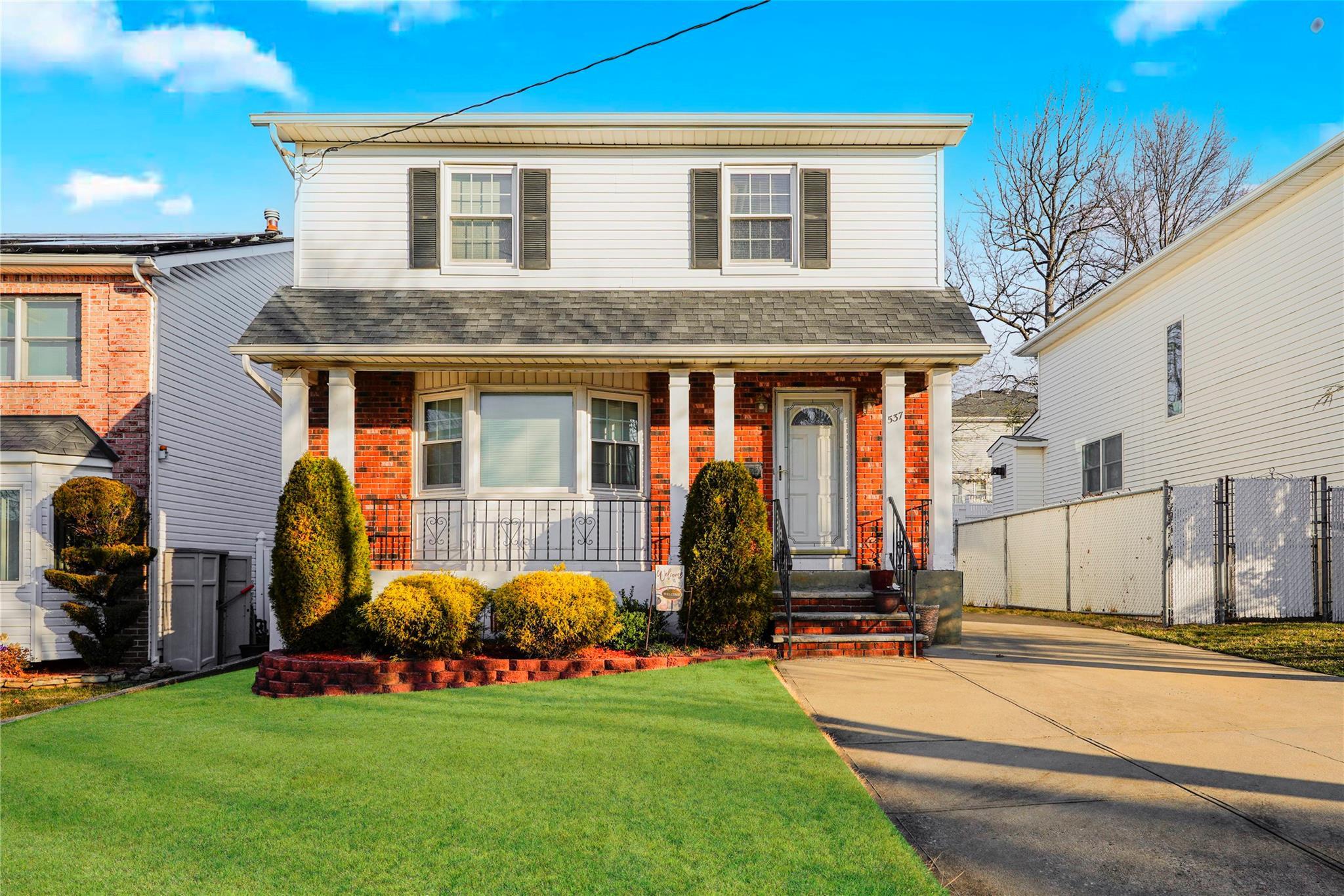 Single Family Ionia  Staten Island, NY 10312, MLS-839981-2