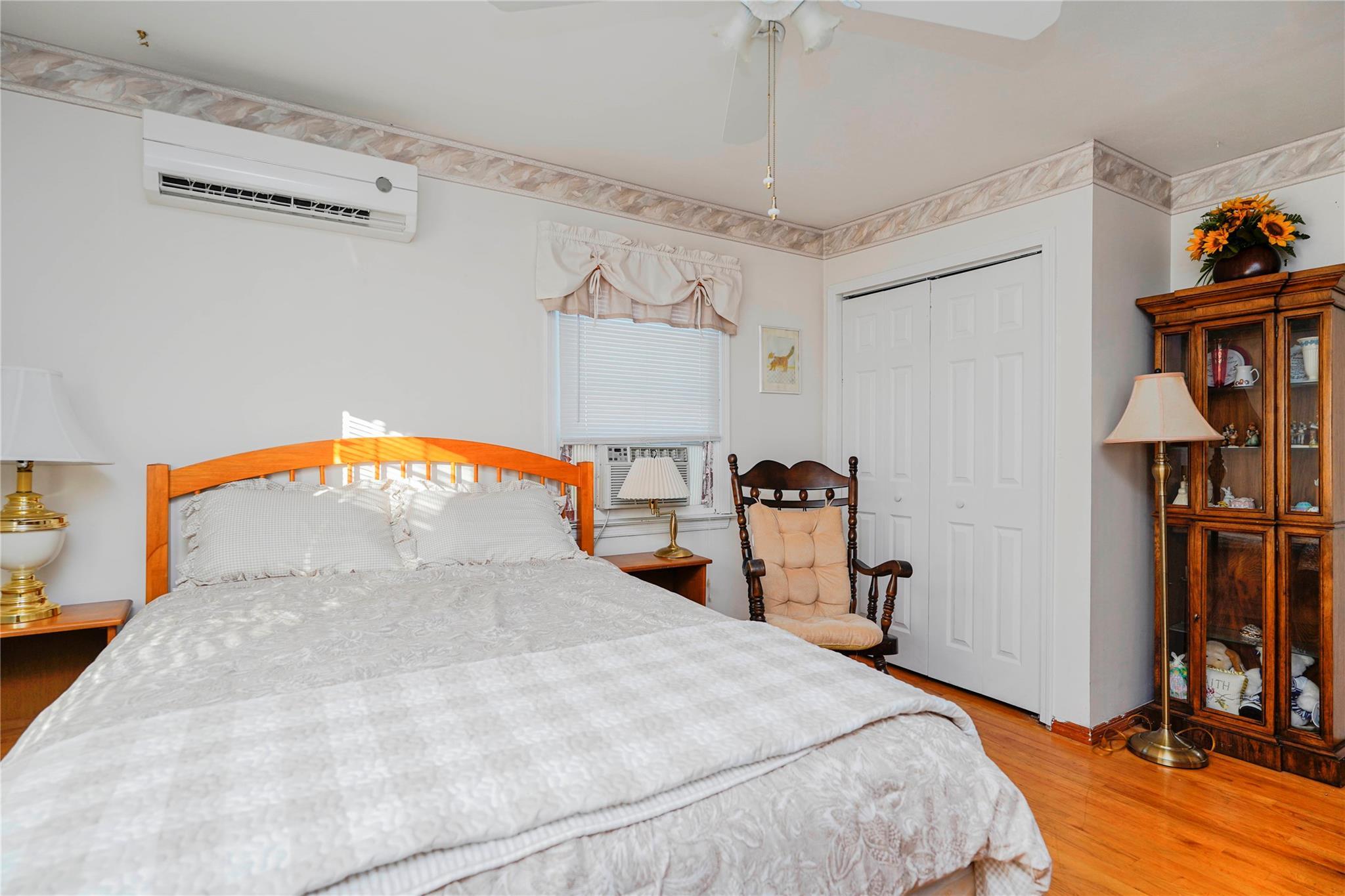 Single Family Ionia  Staten Island, NY 10312, MLS-839981-22