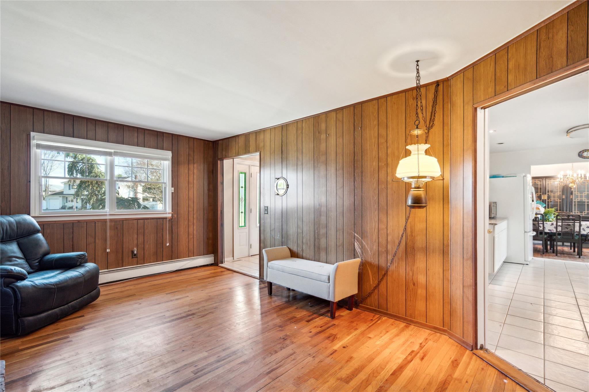 Single Family Beverly  Suffolk County, NY 11738, MLS-840034-12