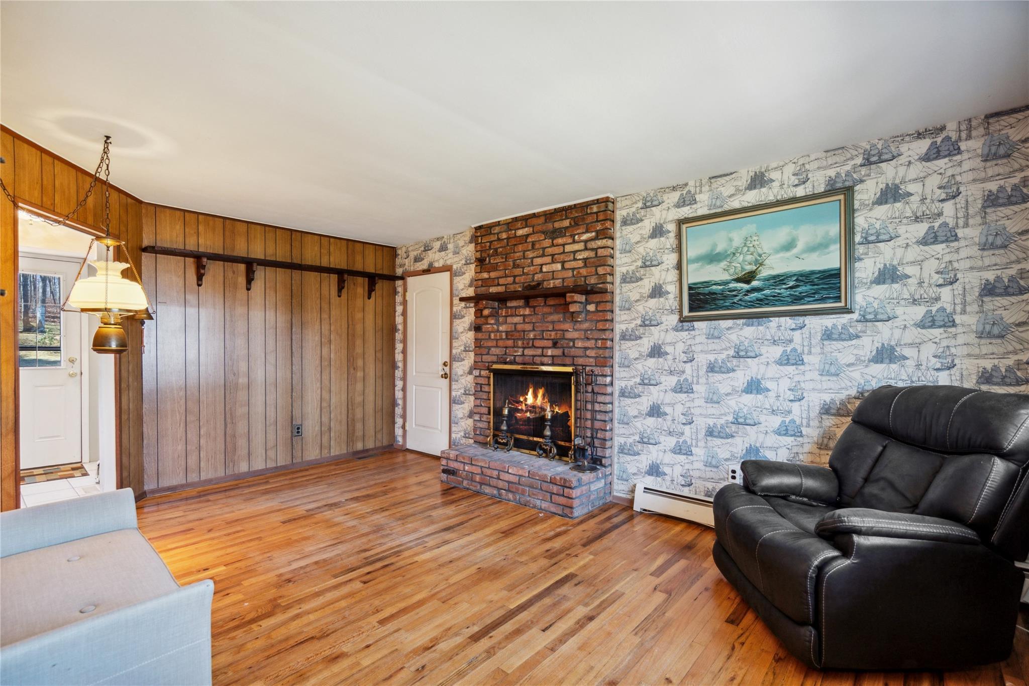 Single Family Beverly  Suffolk County, NY 11738, MLS-840034-13