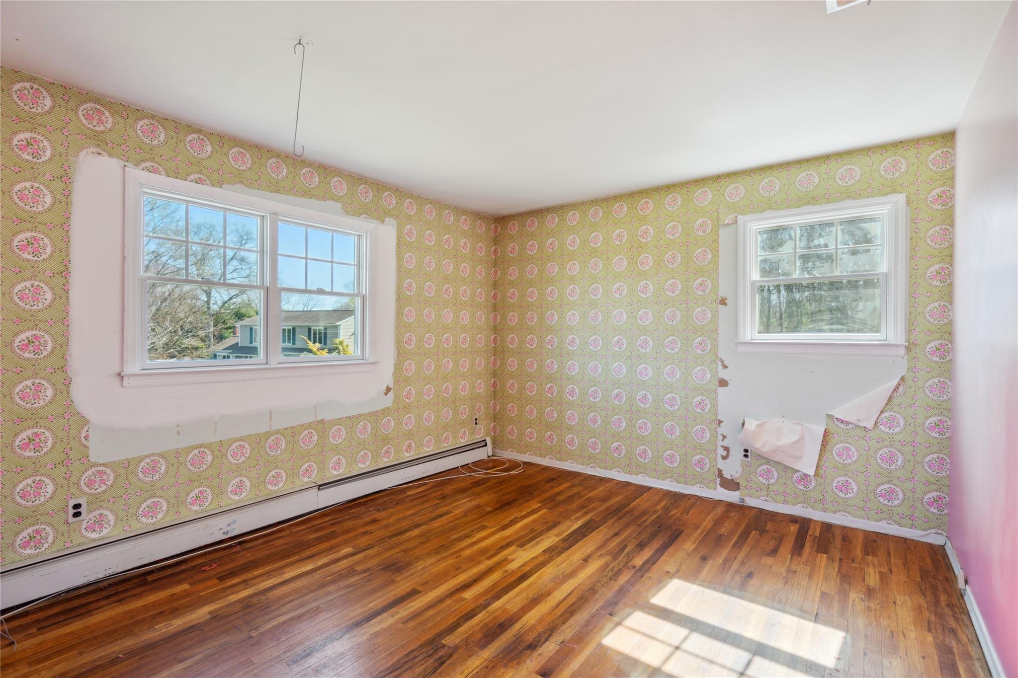 Single Family Beverly  Suffolk County, NY 11738, MLS-840034-22