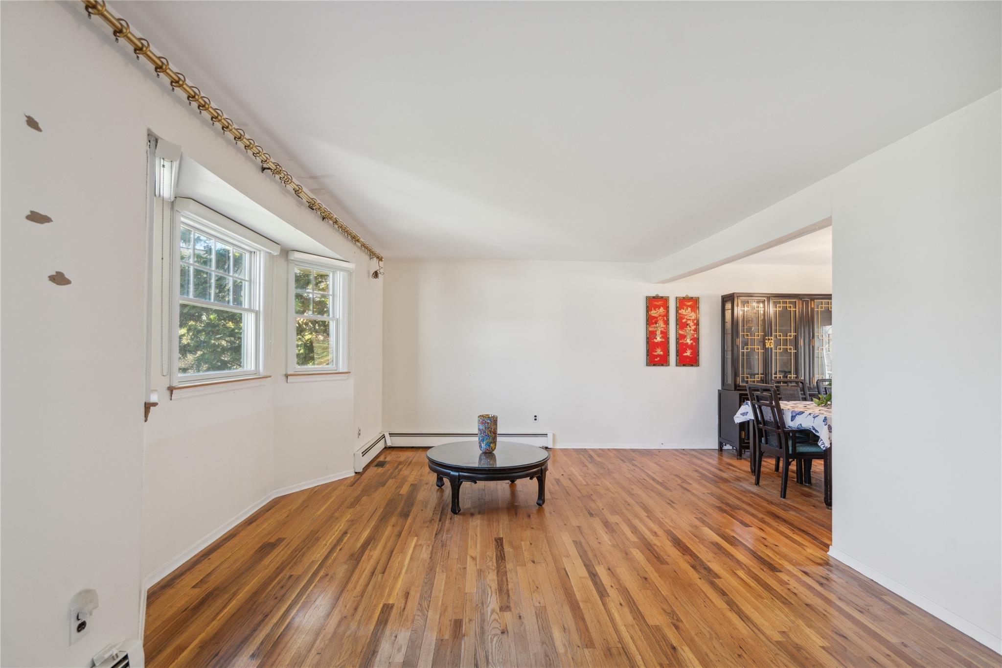 Single Family Beverly  Suffolk County, NY 11738, MLS-840034-5