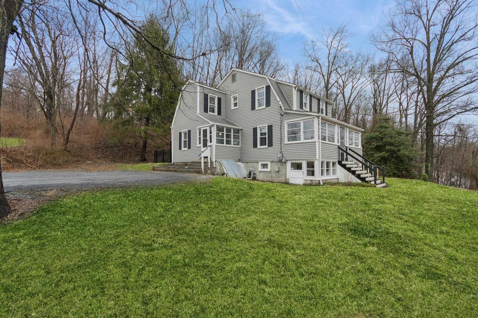 Single Family Baxtertown  Dutchess County, NY 12524, MLS-840056-39