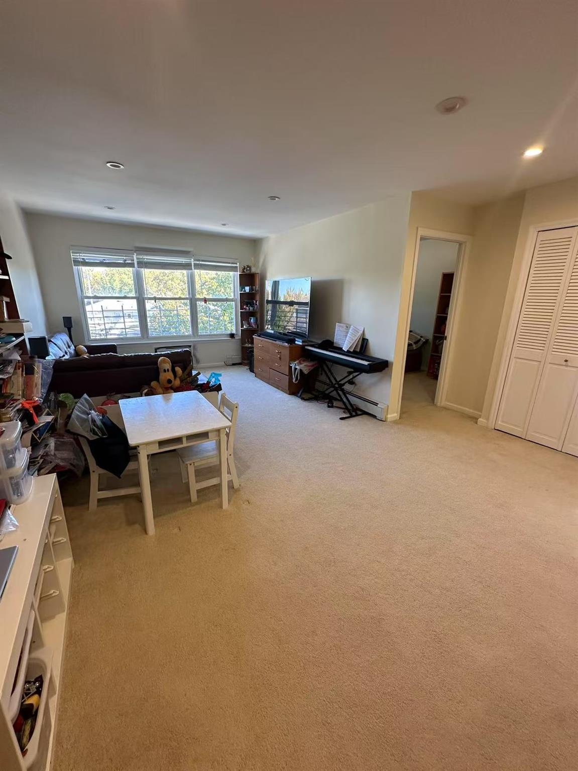 Single Family Cloverdale  Queens, NY 11364, MLS-840064-5