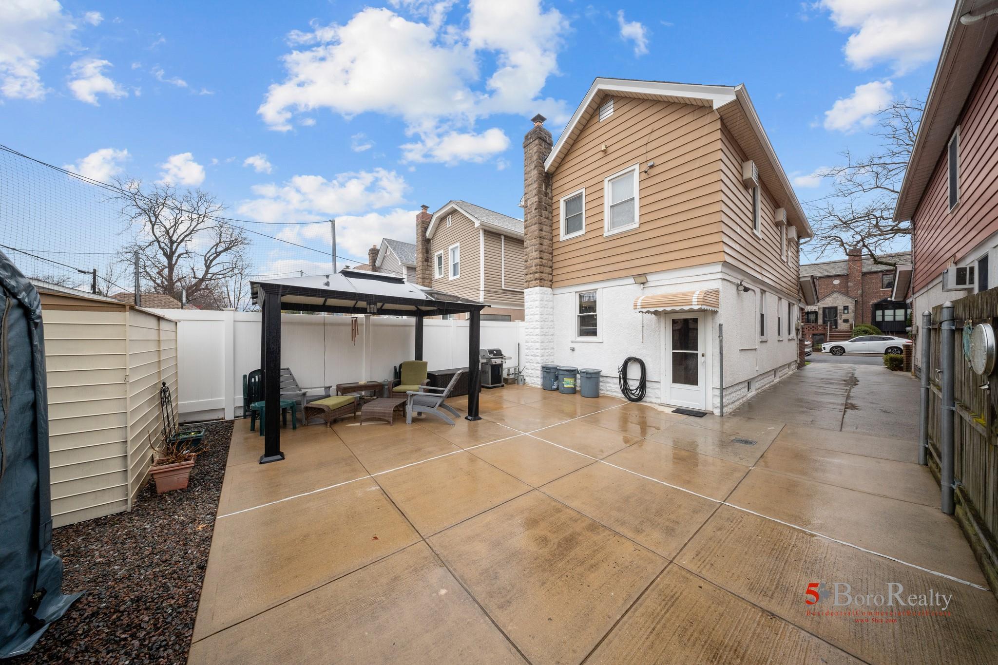 Single Family Ford  Brooklyn, NY 11229, MLS-840081-40