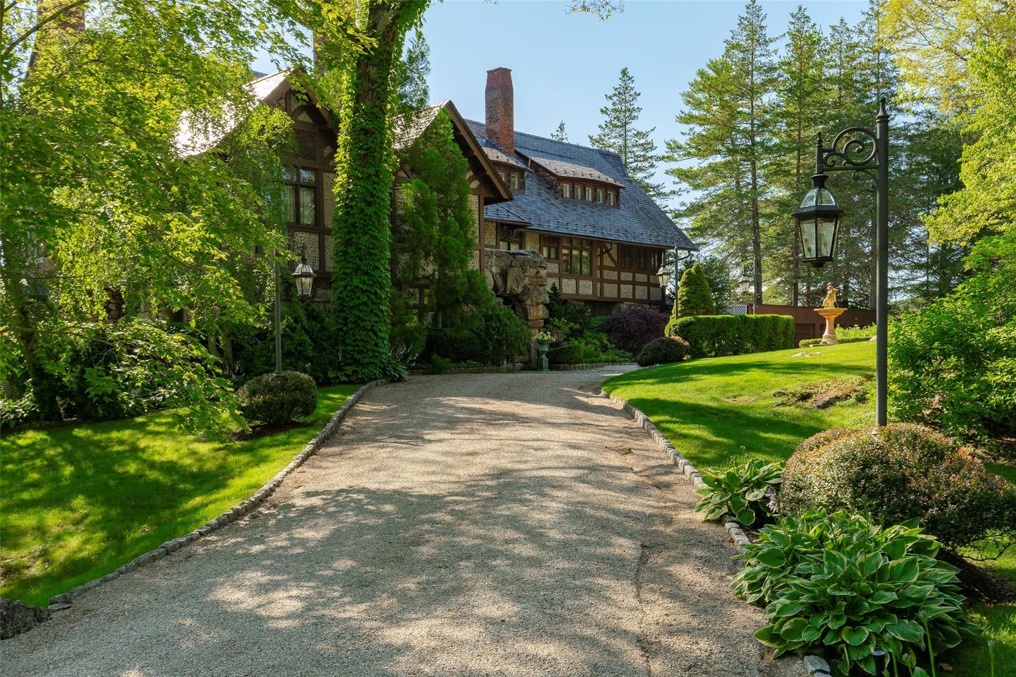 Single Family Tuxedo  Orange County, NY 10987, MLS-840123-4