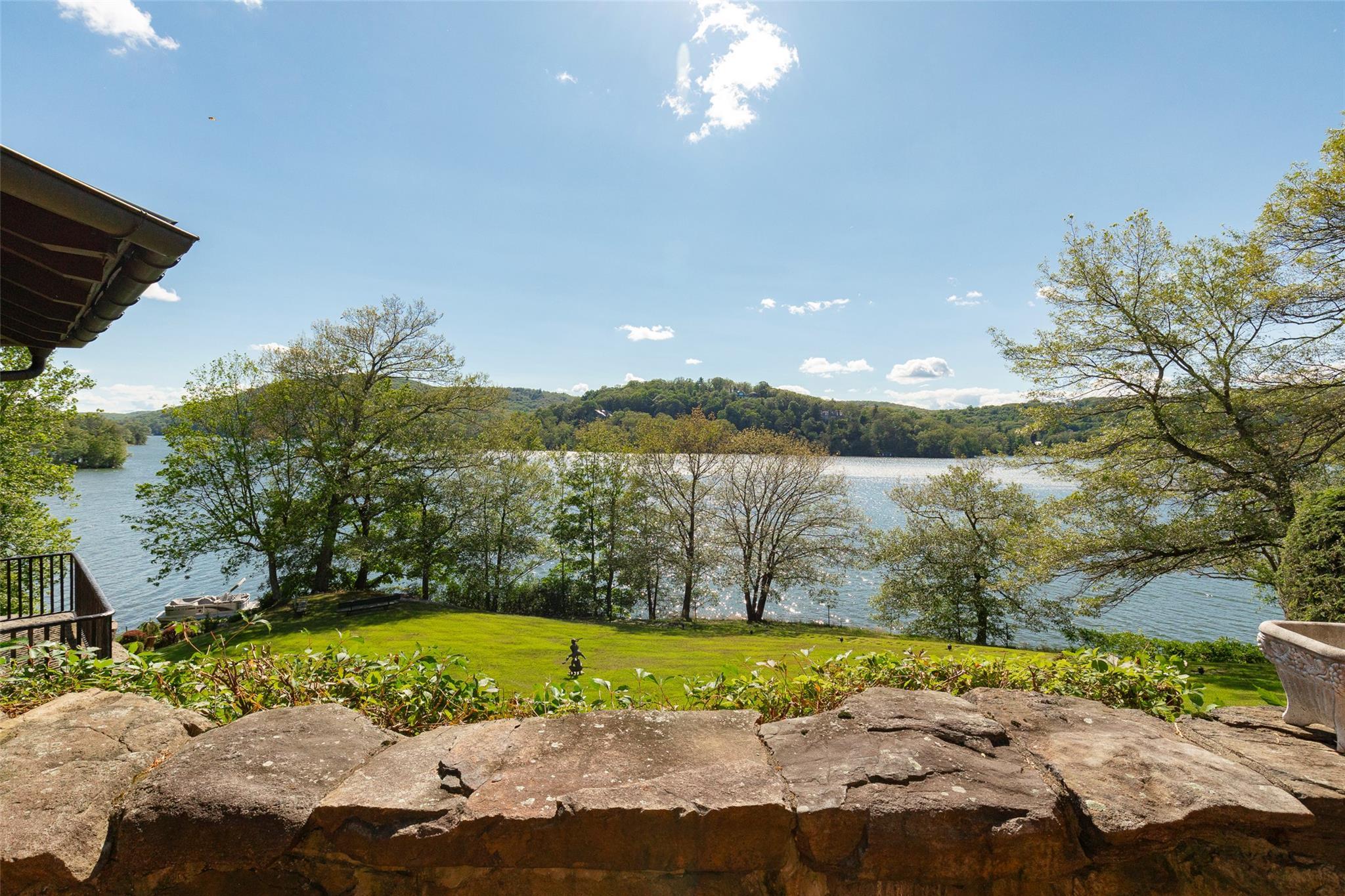 Single Family Tuxedo  Orange County, NY 10987, MLS-840123-45