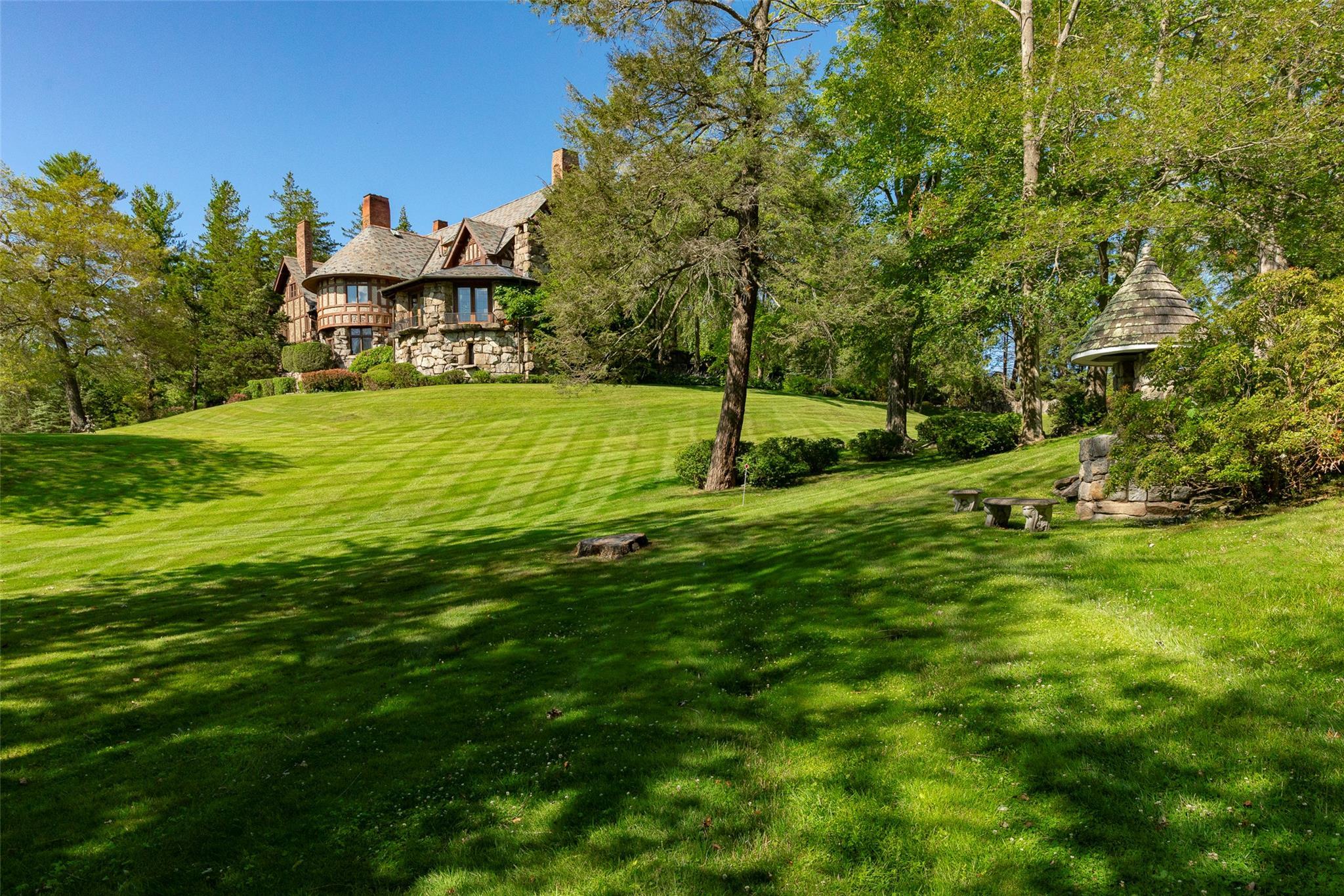 Single Family Tuxedo  Orange County, NY 10987, MLS-840123-48