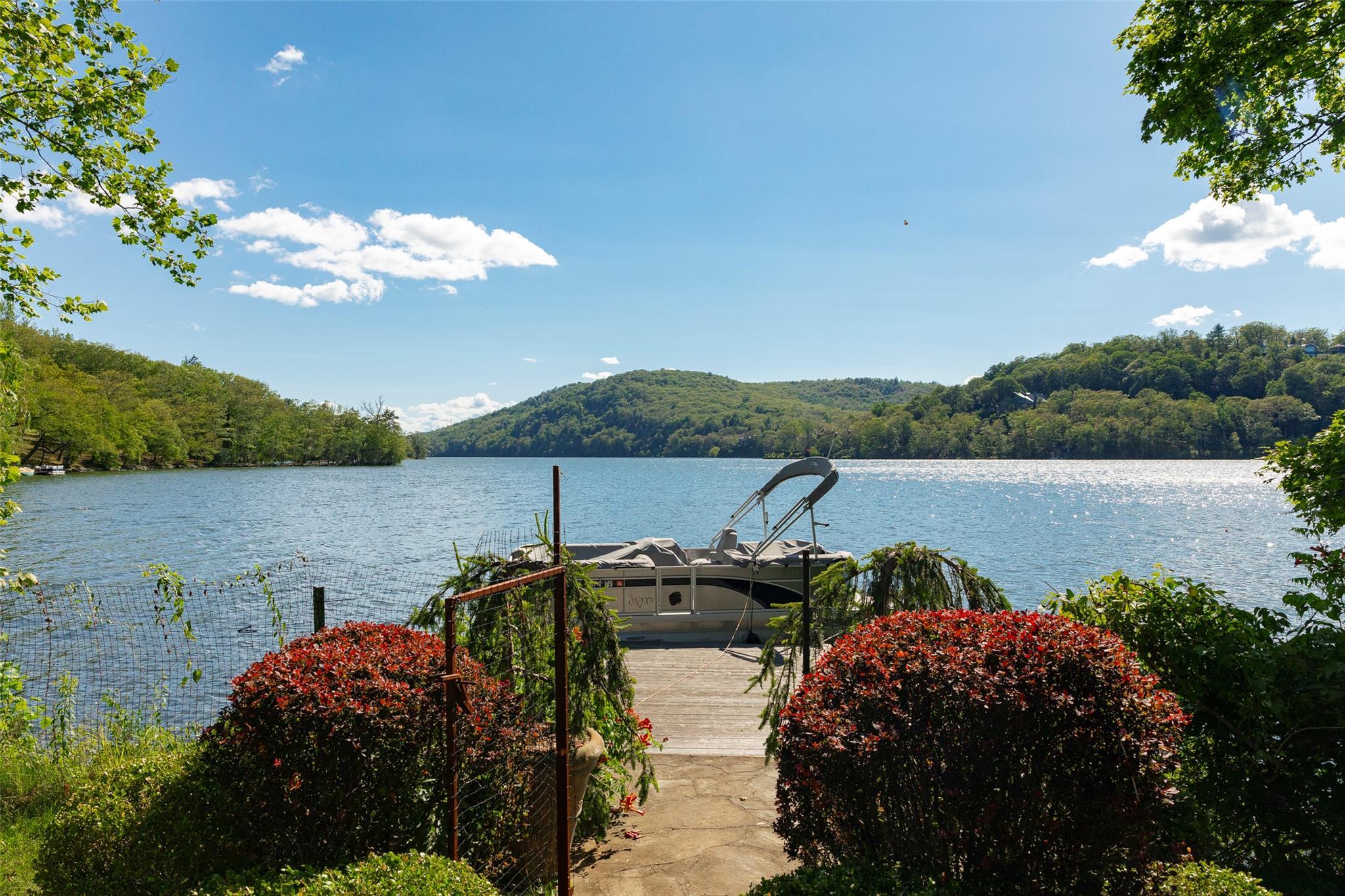 Single Family Tuxedo  Orange County, NY 10987, MLS-840123-6