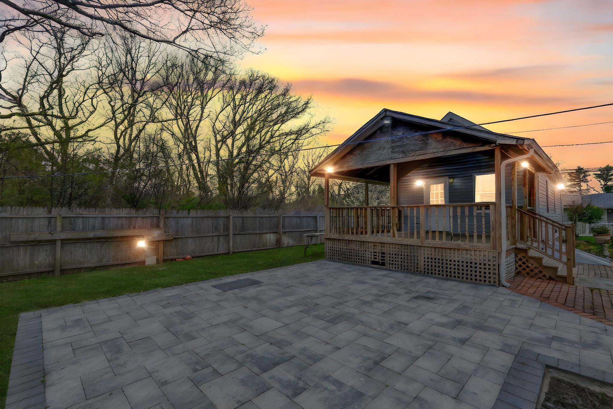 Single Family Wood  Suffolk County, NY 11950, MLS-840170-3