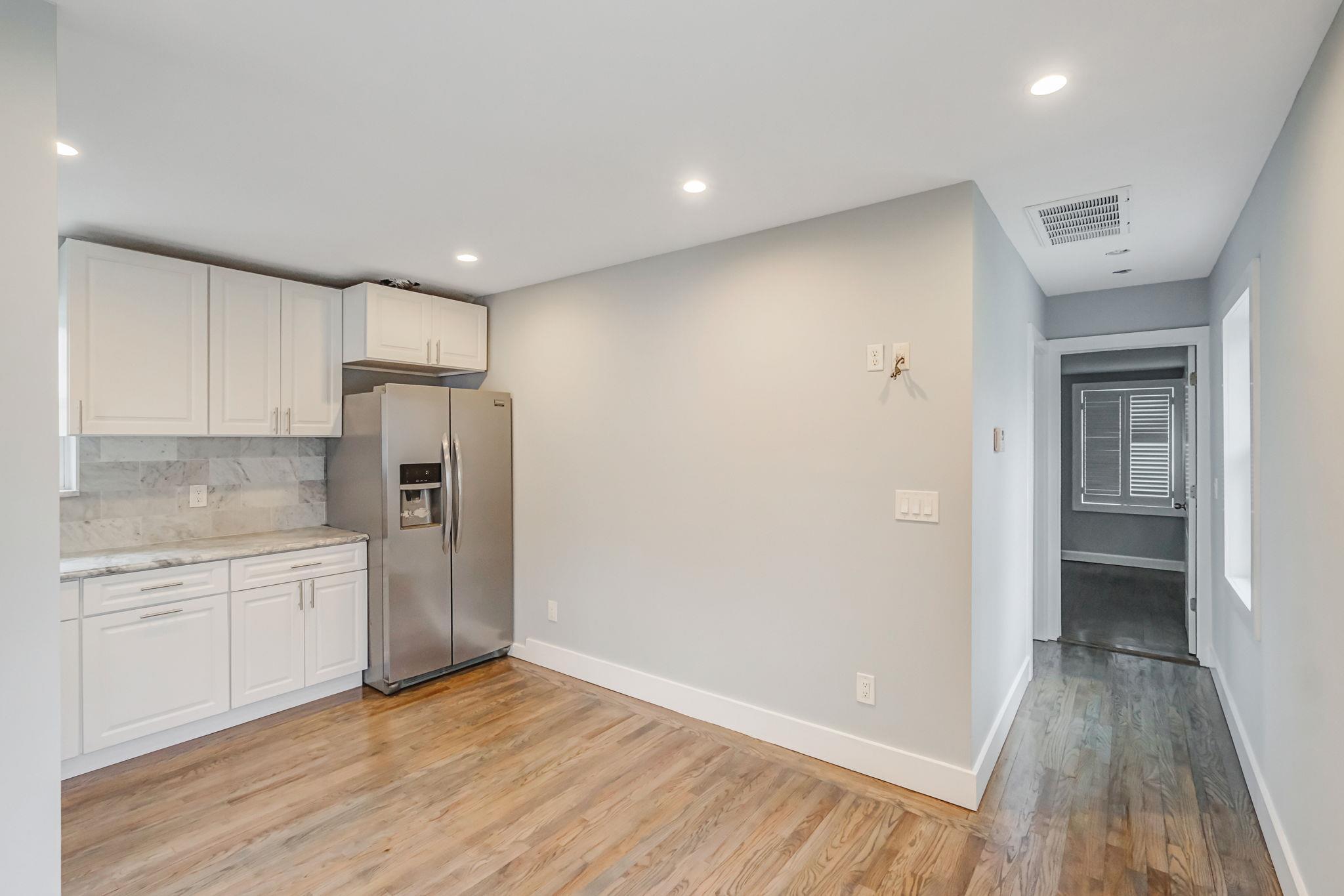 Single Family Wood  Suffolk County, NY 11950, MLS-840170-8