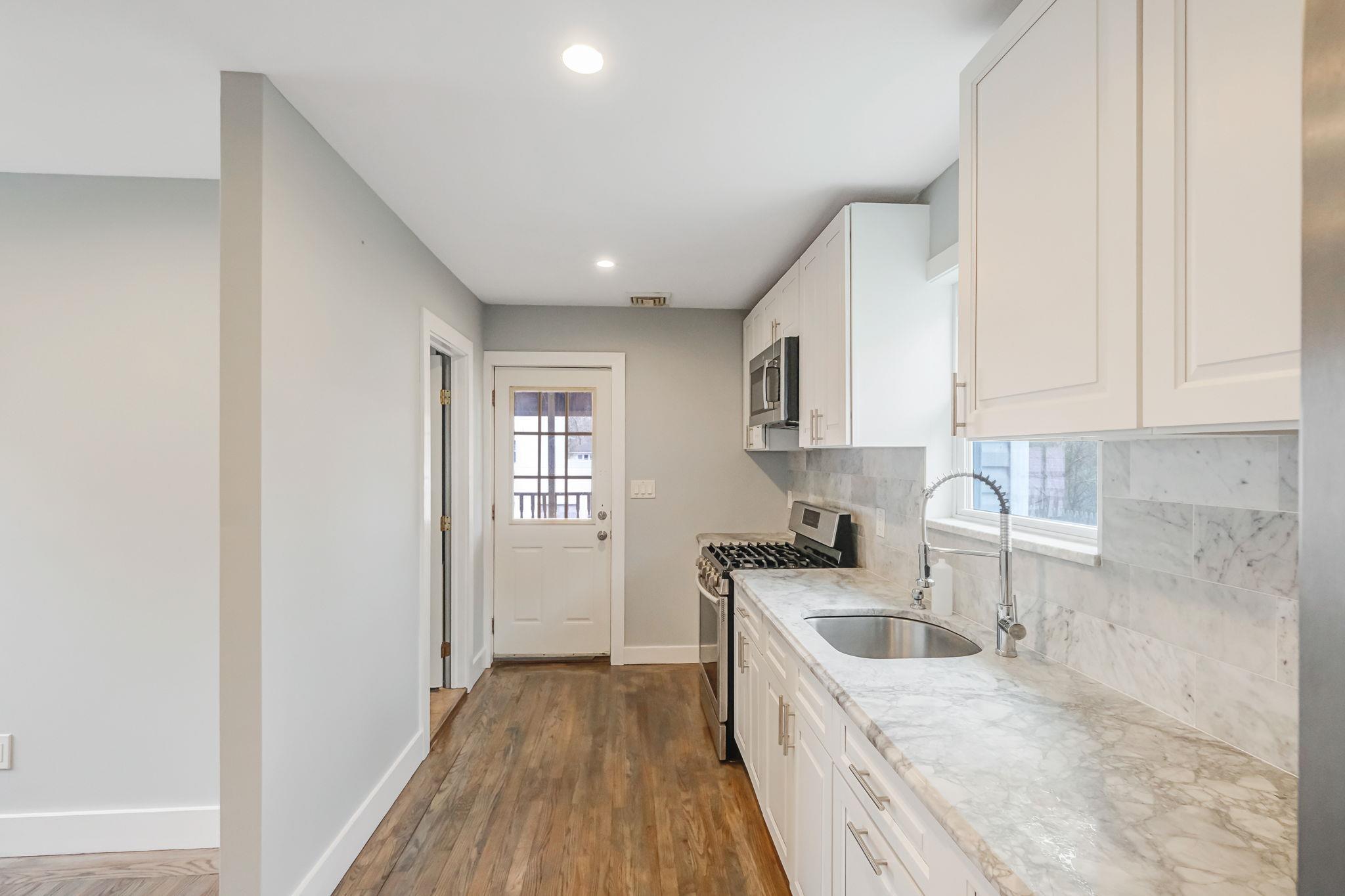 Single Family Wood  Suffolk County, NY 11950, MLS-840170-9