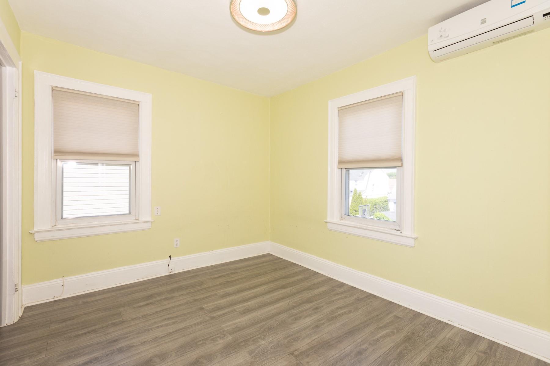 Single Family Webster  Nassau County, NY 11557, MLS-840178-10
