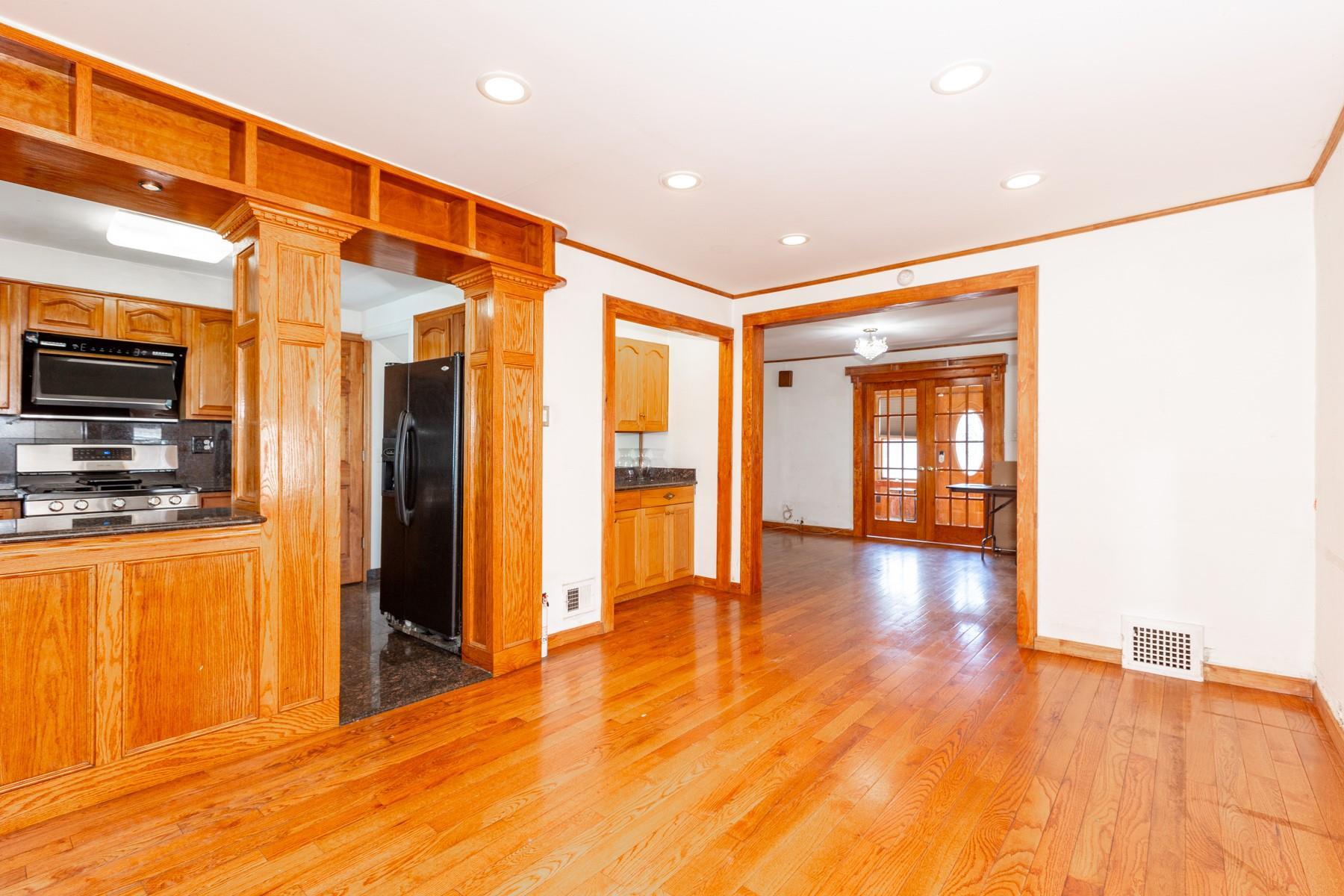 Single Family Webster  Nassau County, NY 11557, MLS-840178-3