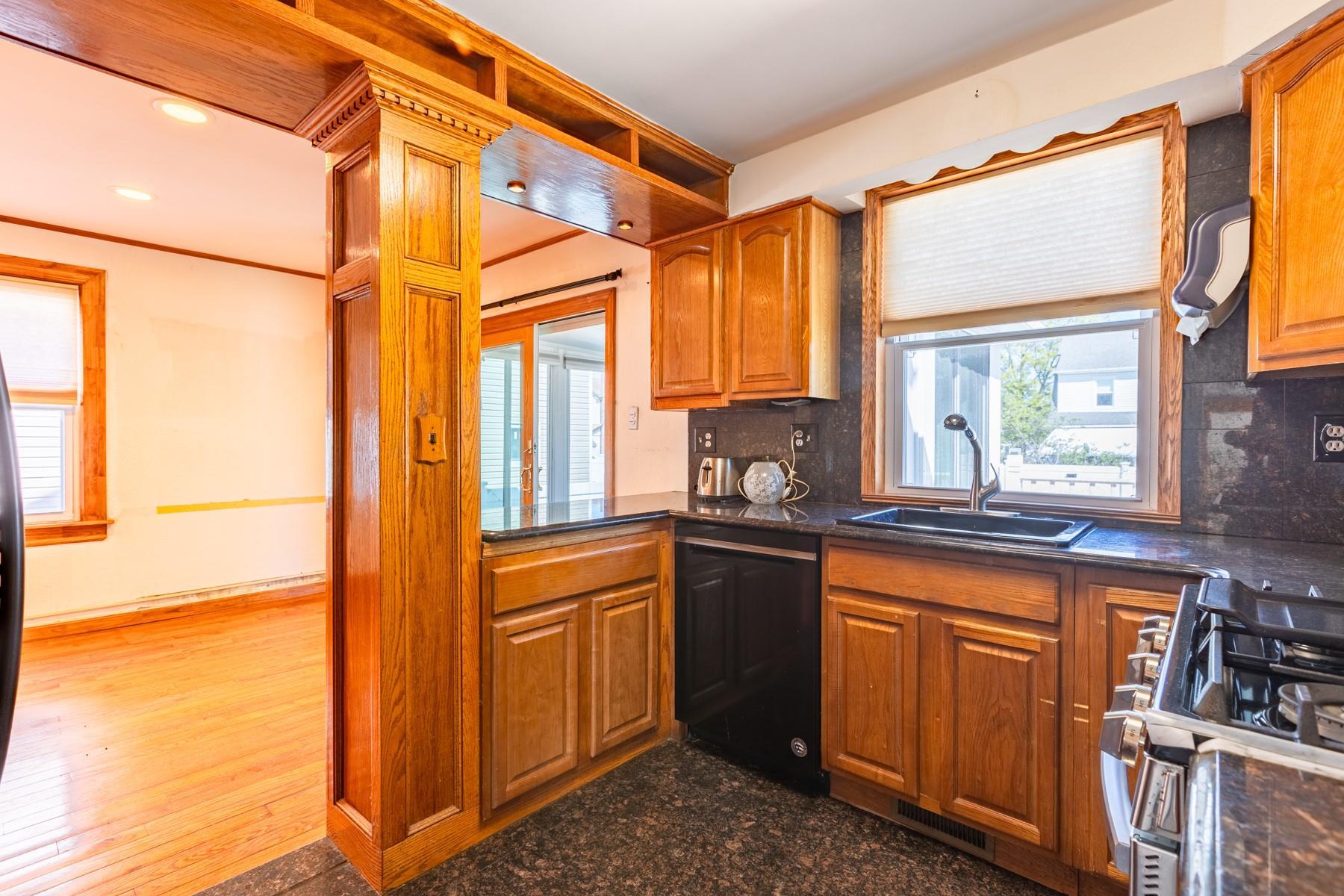Single Family Webster  Nassau County, NY 11557, MLS-840178-6