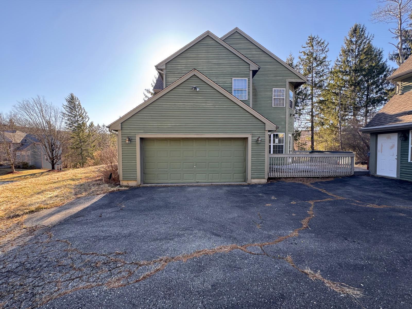Single Family Bridle  Dutchess County, NY 12564, MLS-840195-37