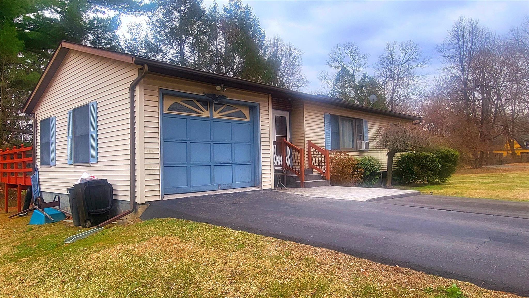 Single Family Louise  Orange County, NY 12553, MLS-840227-2