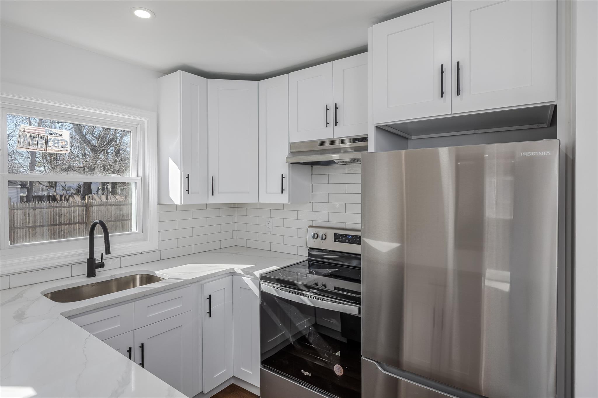 Single Family Westchester  Suffolk County, NY 11704, MLS-840261-14