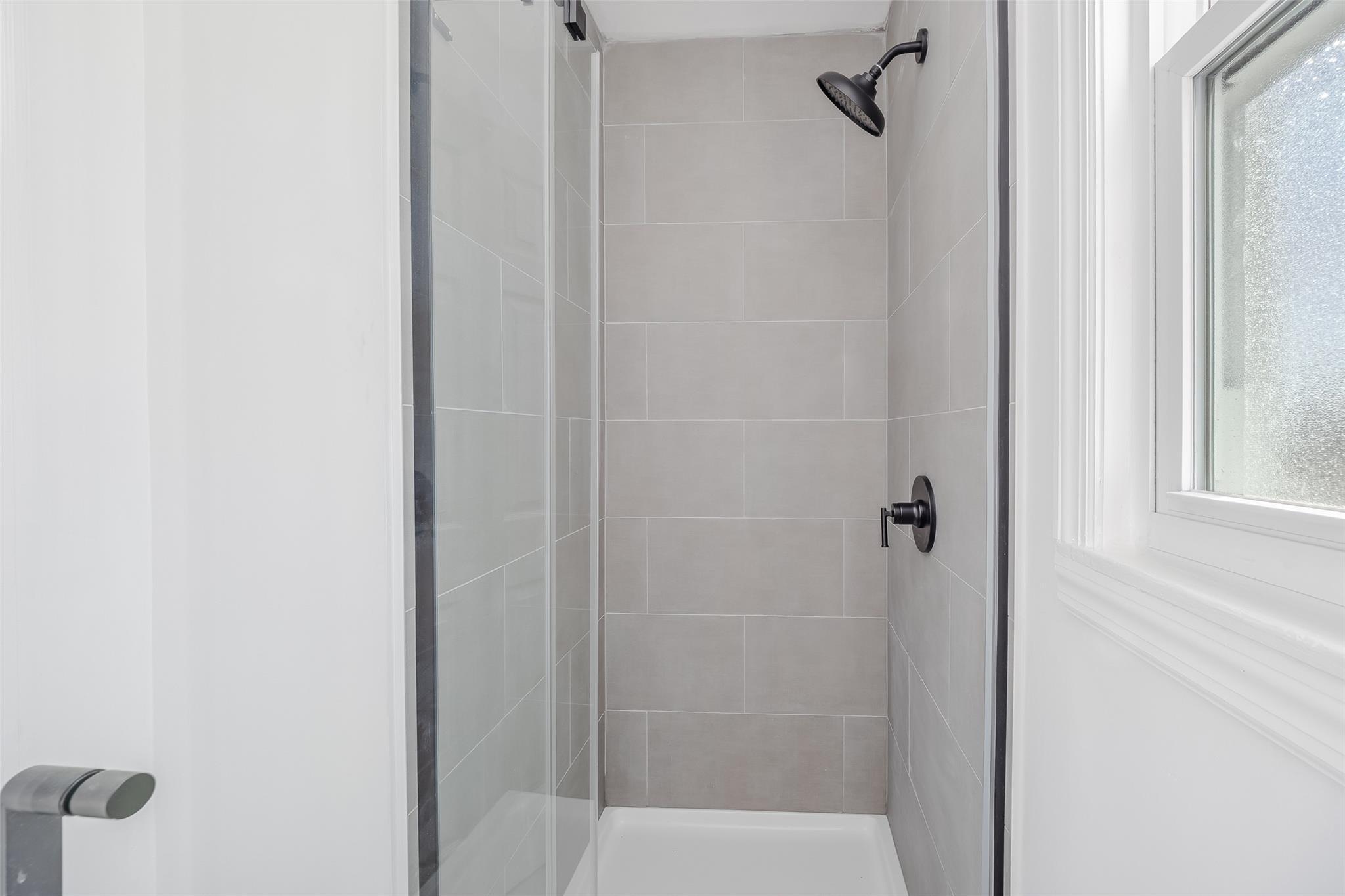 Single Family Westchester  Suffolk County, NY 11704, MLS-840261-20
