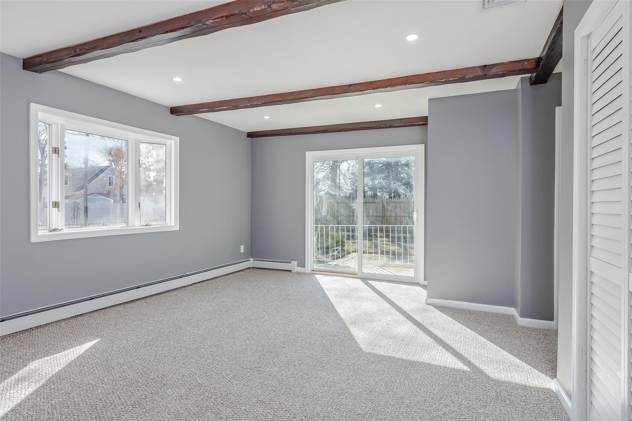 Single Family Westchester  Suffolk County, NY 11704, MLS-840261-22
