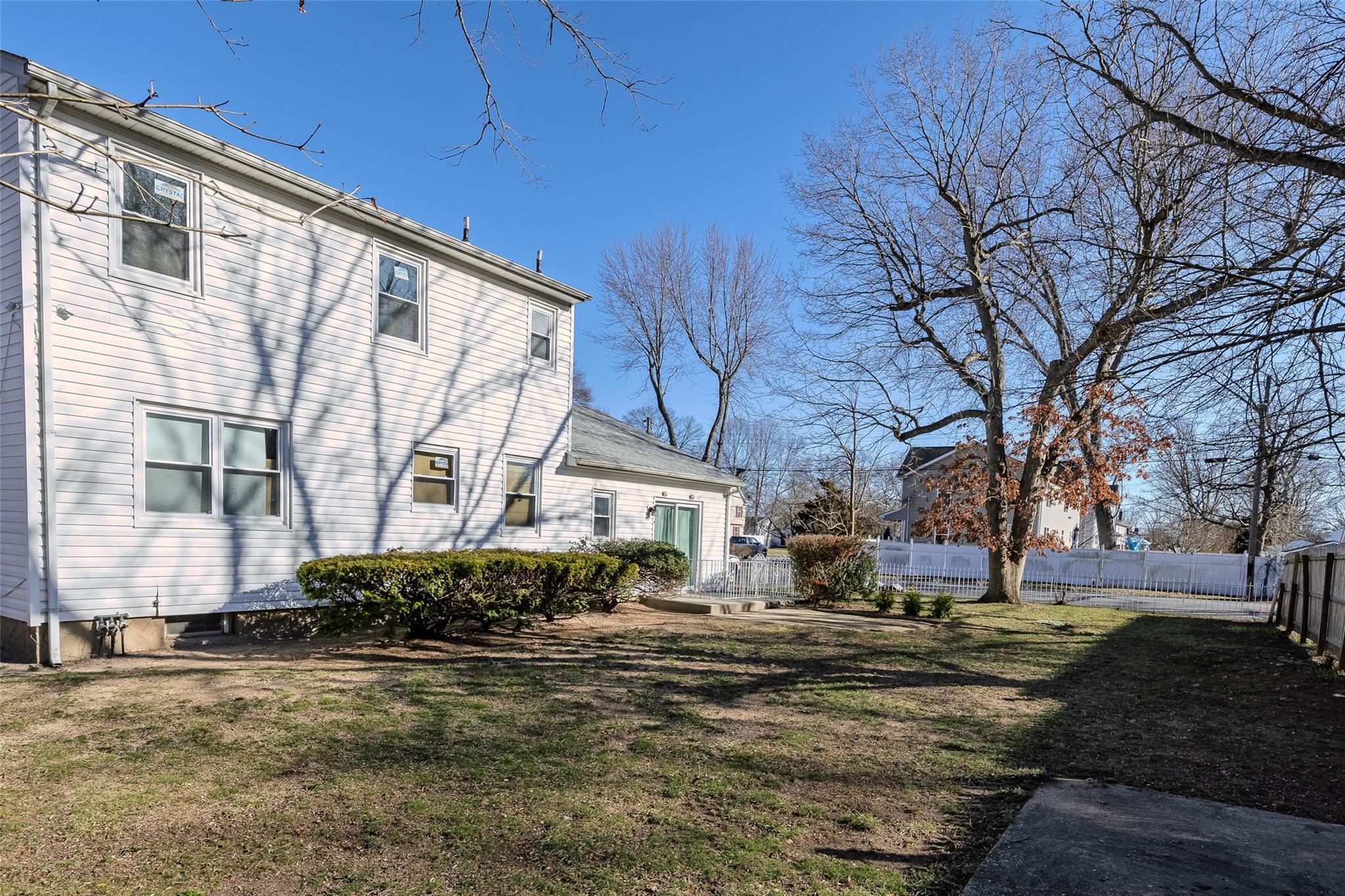 Single Family Westchester  Suffolk County, NY 11704, MLS-840261-38