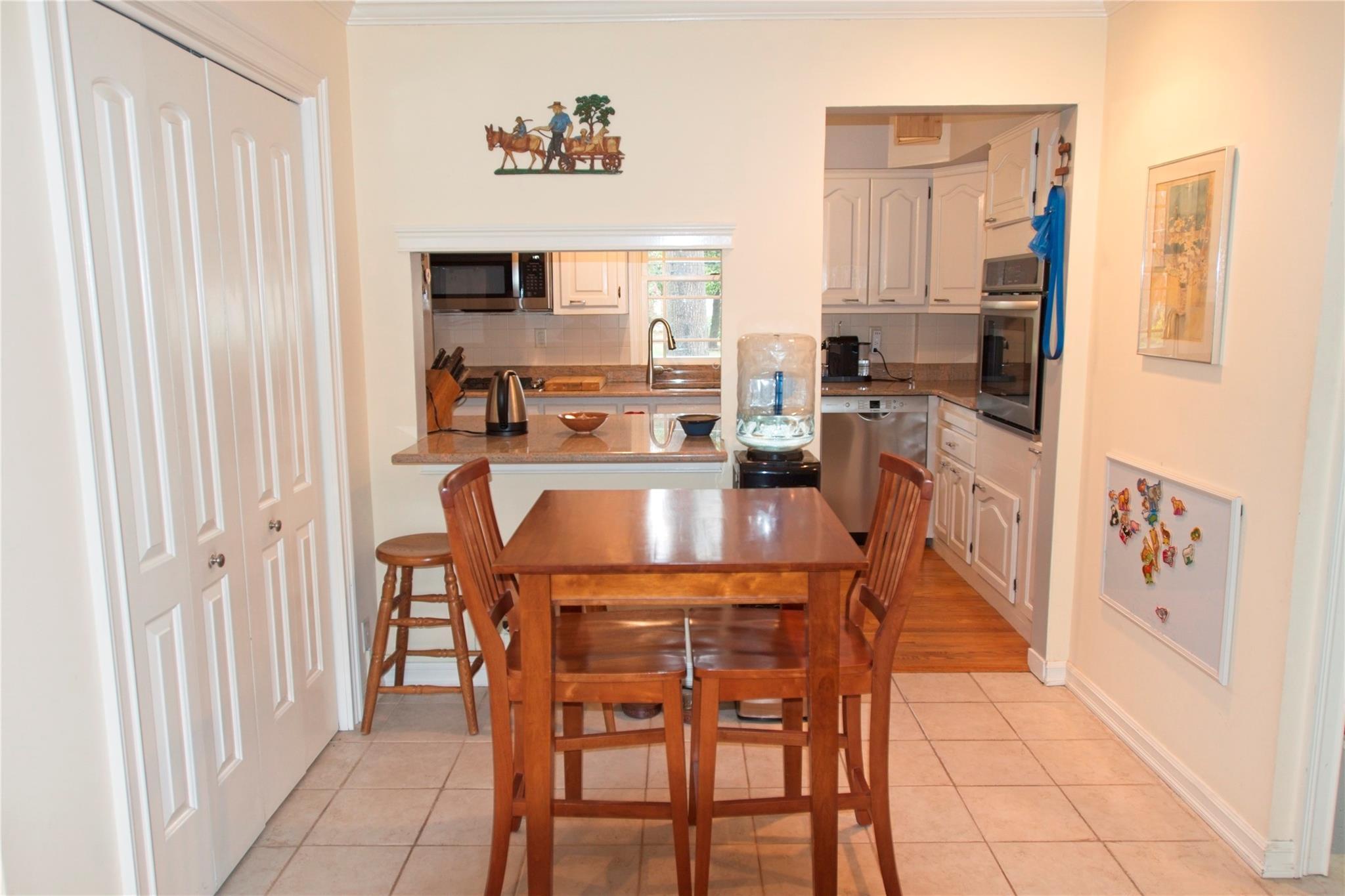 Single Family Hempstead  Suffolk County, NY 11764, MLS-840286-10