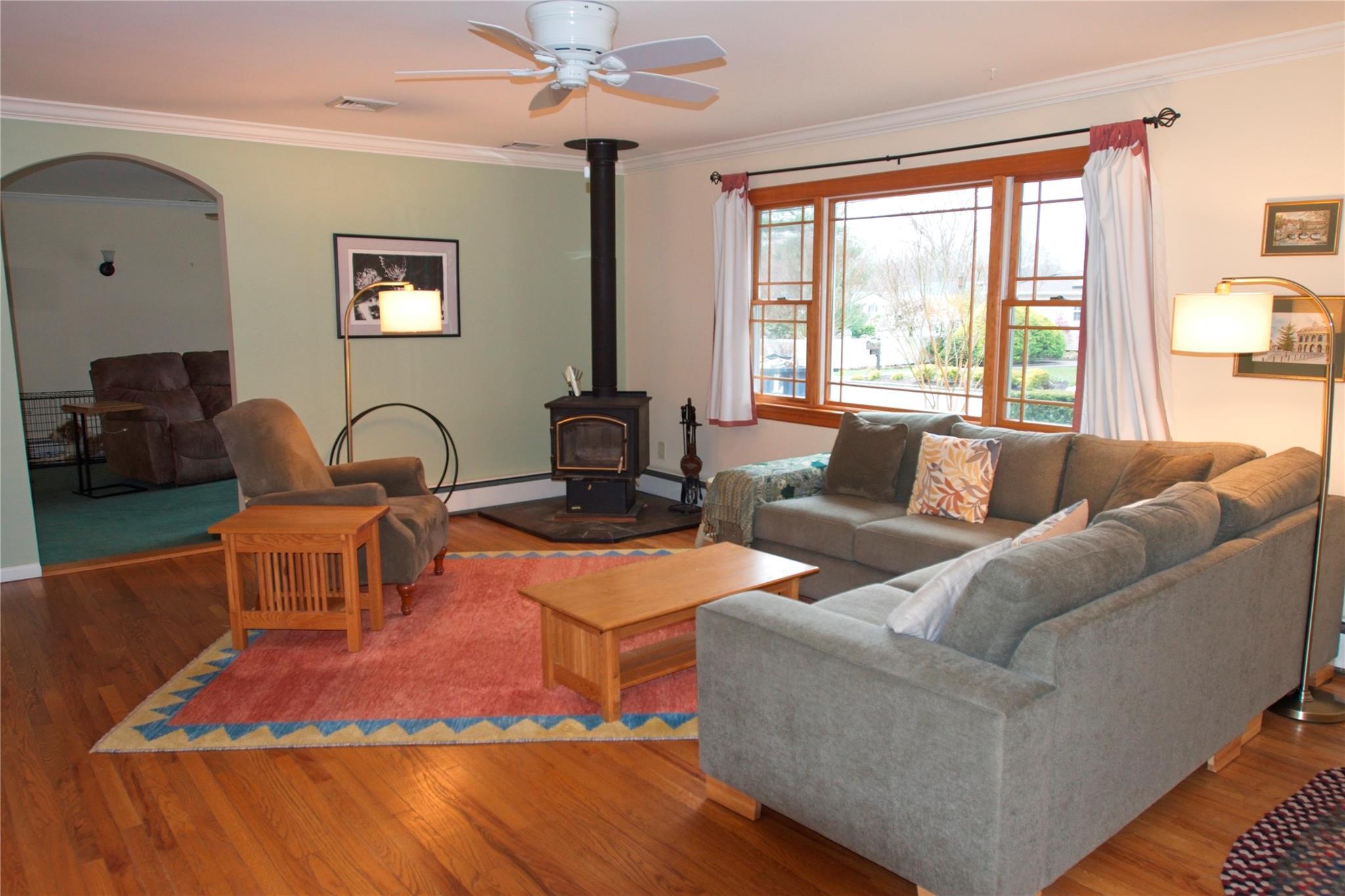 Single Family Hempstead  Suffolk County, NY 11764, MLS-840286-12