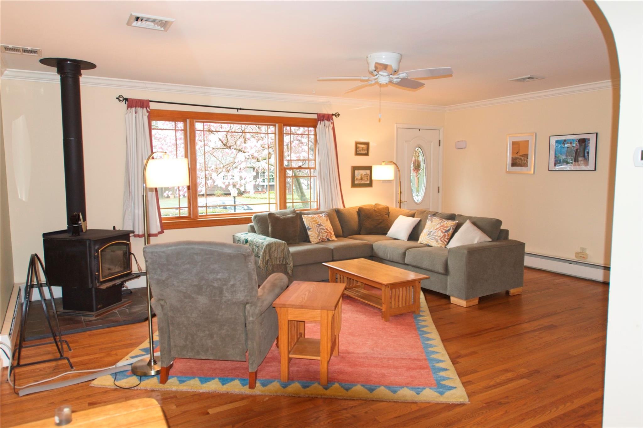 Single Family Hempstead  Suffolk County, NY 11764, MLS-840286-13