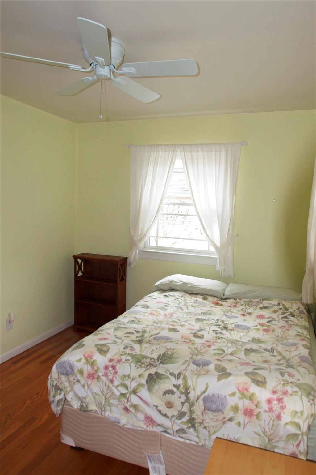Single Family Hempstead  Suffolk County, NY 11764, MLS-840286-25