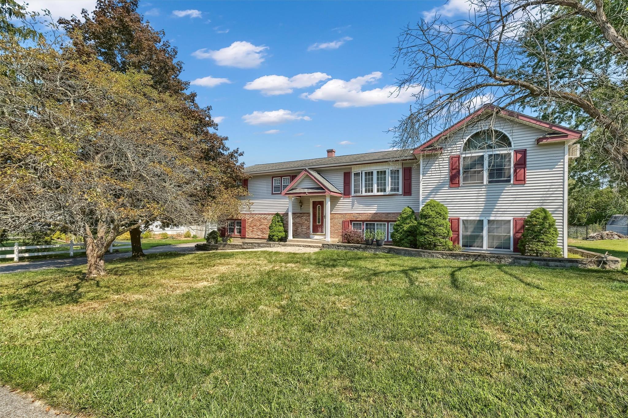Single Family Briarwood  Orange County, NY 10950, MLS-840298-2
