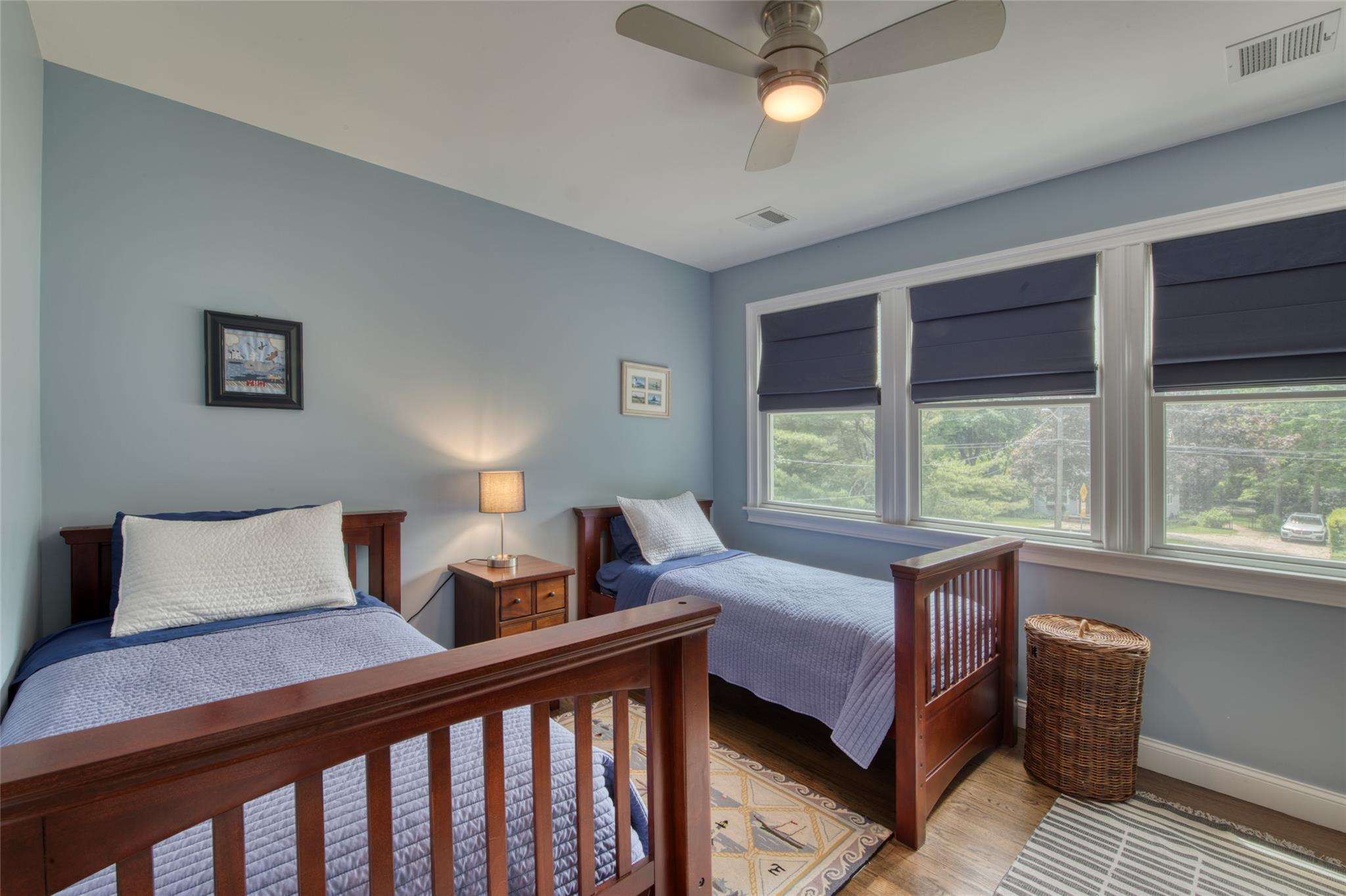 Single Family Manor  Suffolk County, NY 11901, MLS-840299-10