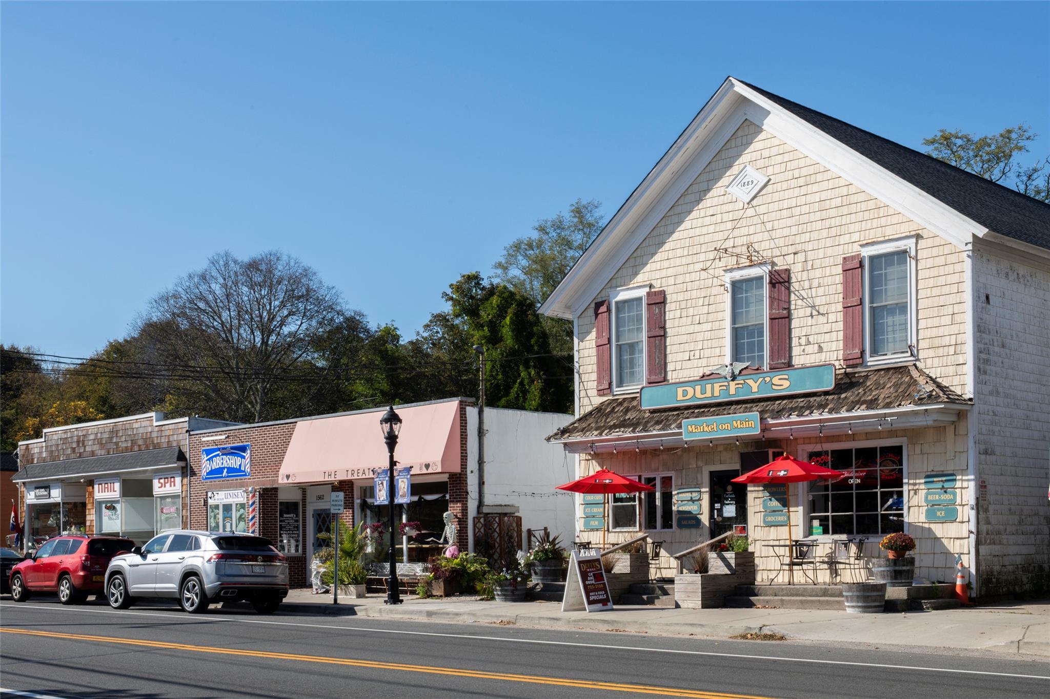 Single Family Manor  Suffolk County, NY 11901, MLS-840299-18