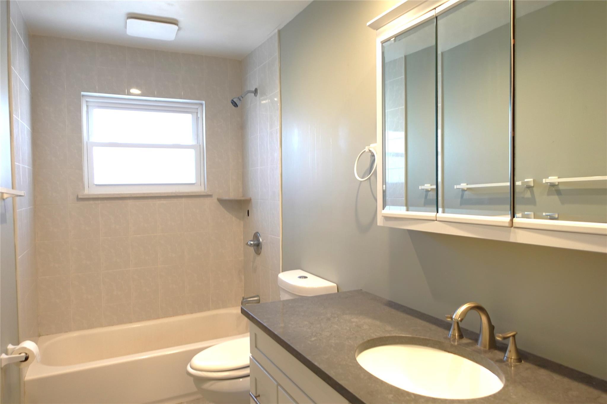 Single Family Eleanor  Suffolk County, NY 11950, MLS-840312-7