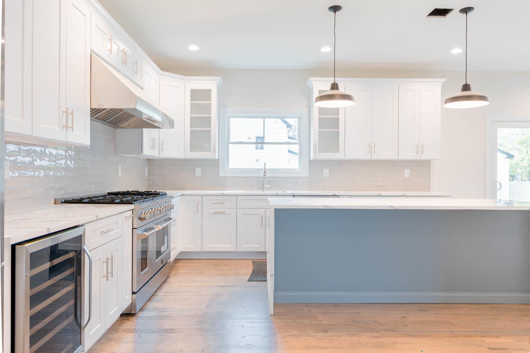 Single Family Ireland  Suffolk County, NY 11704, MLS-840363-8