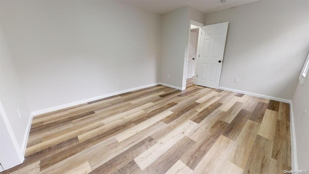 Single Family Main  Suffolk County, NY 11721, MLS-840371-11